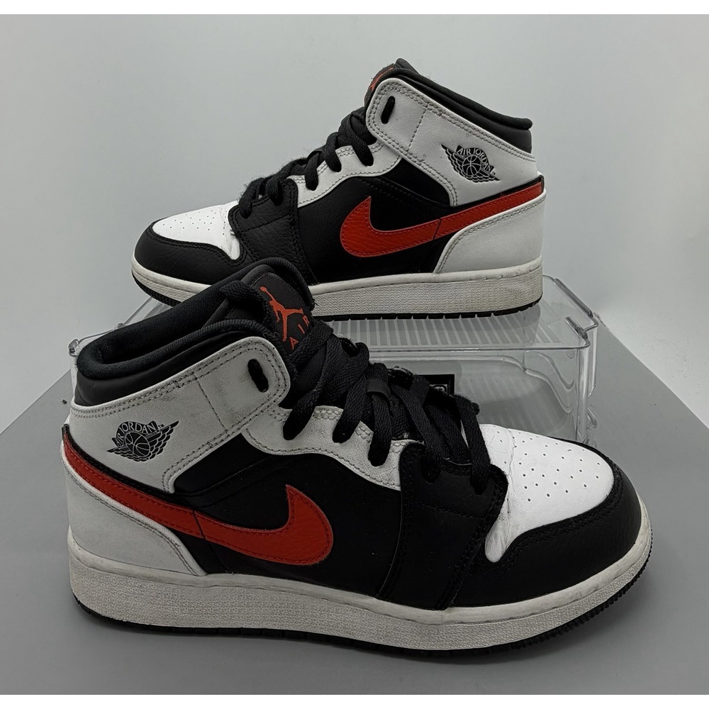 Air Jordan 1 Mid GS Chile Red White Black Sneakers 554725-075 Size 6.5Y